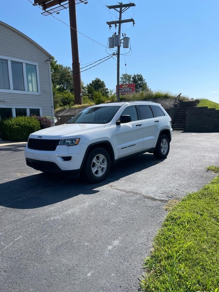 2017 Jeep Grand Cherokee Laredo 4WD
