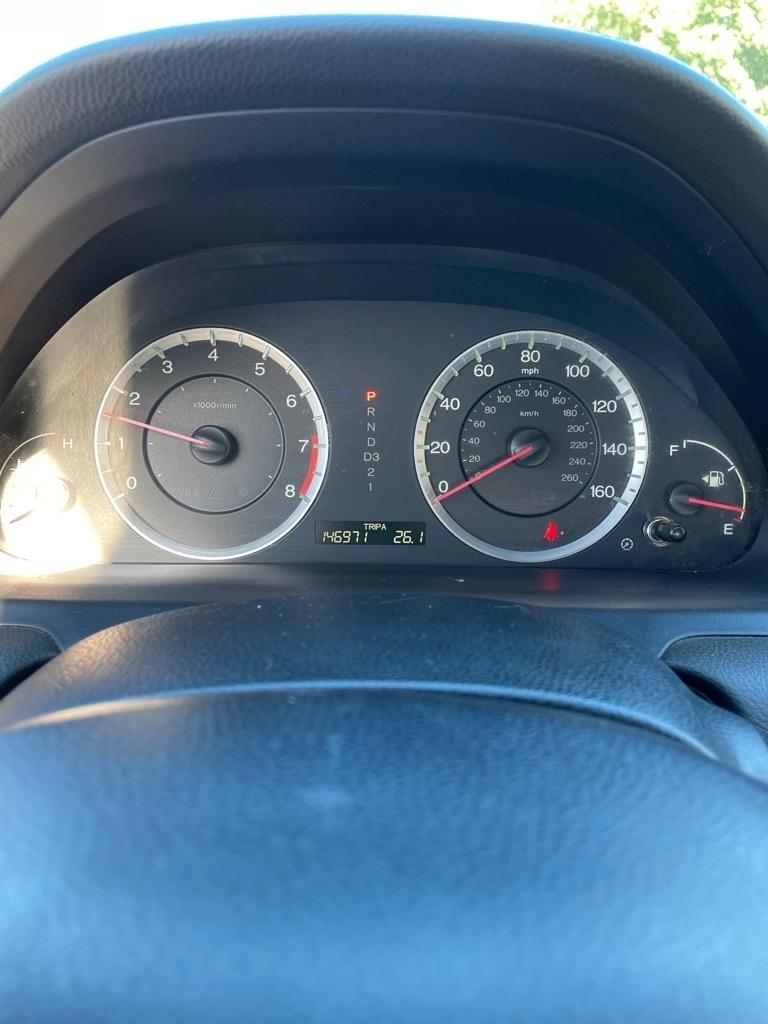 Honda Accord photo 12