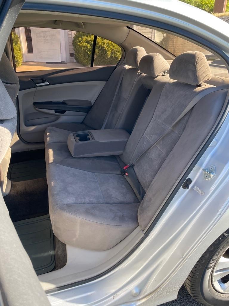 Honda Accord photo 16