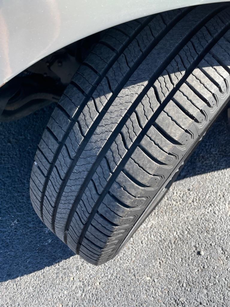 Honda Accord photo 23