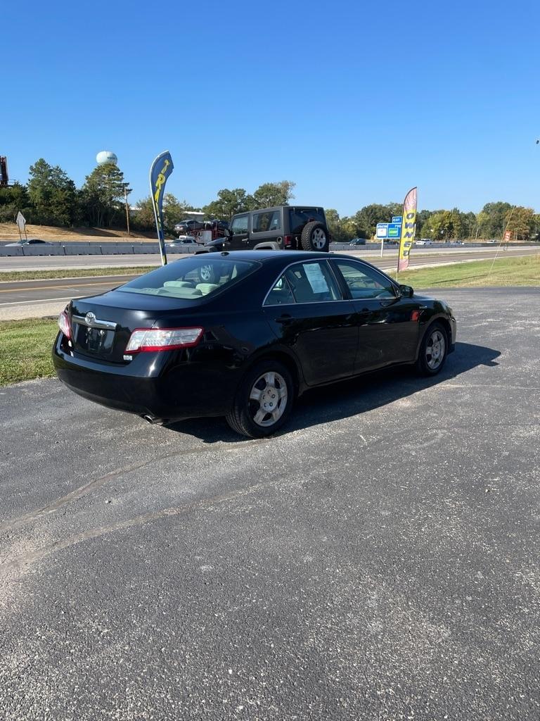 Toyota Camry photo 5