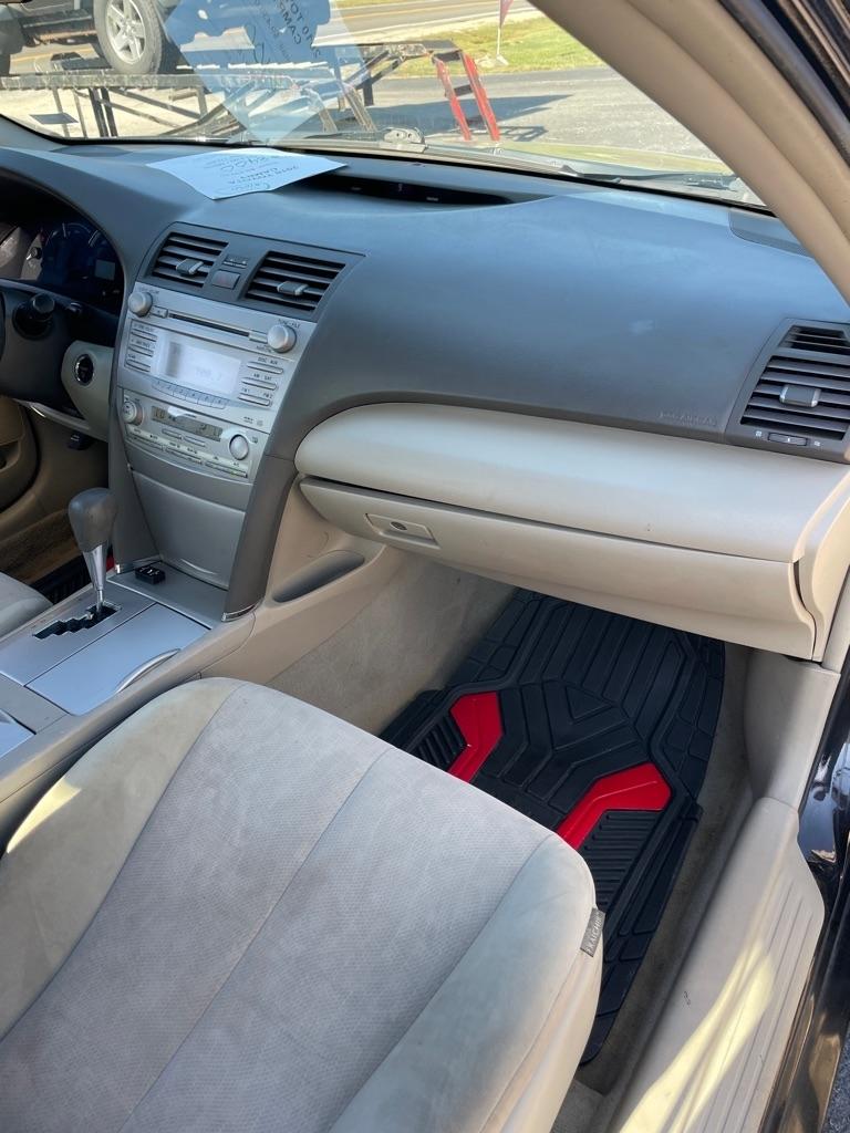 Toyota Camry photo 20