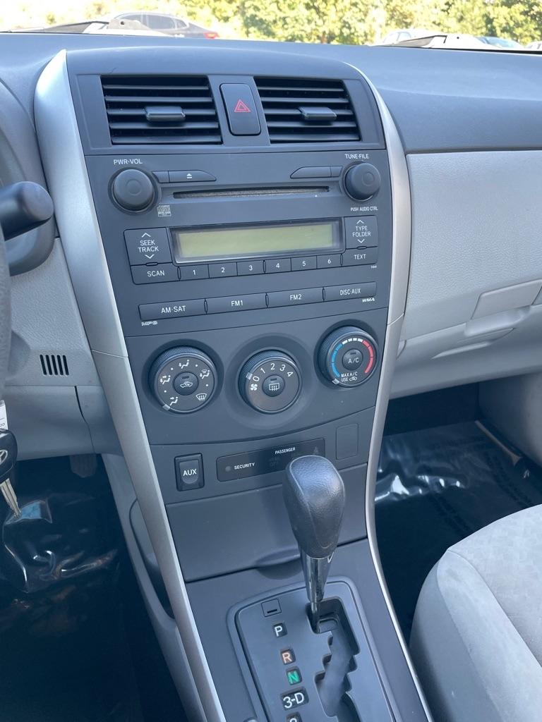 Toyota Corolla photo 13