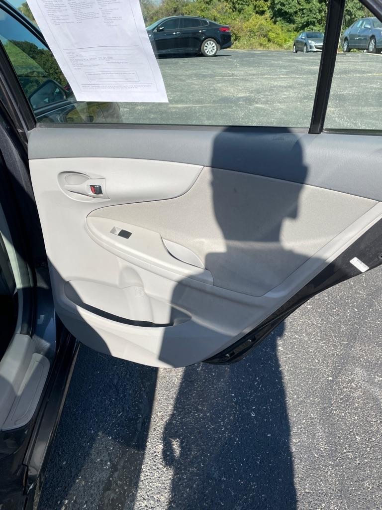 Toyota Corolla photo 18
