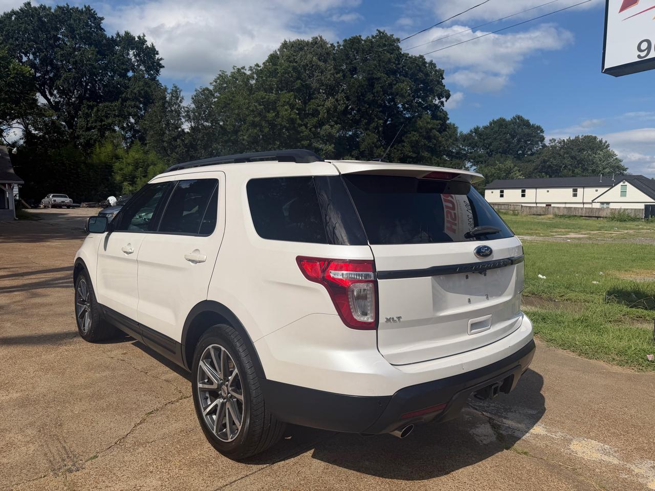 Ford Explorer XLT FWD 2015