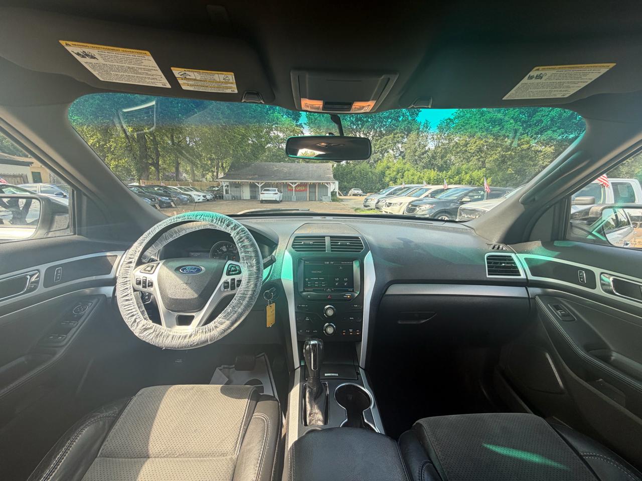 Ford Explorer XLT FWD 2015