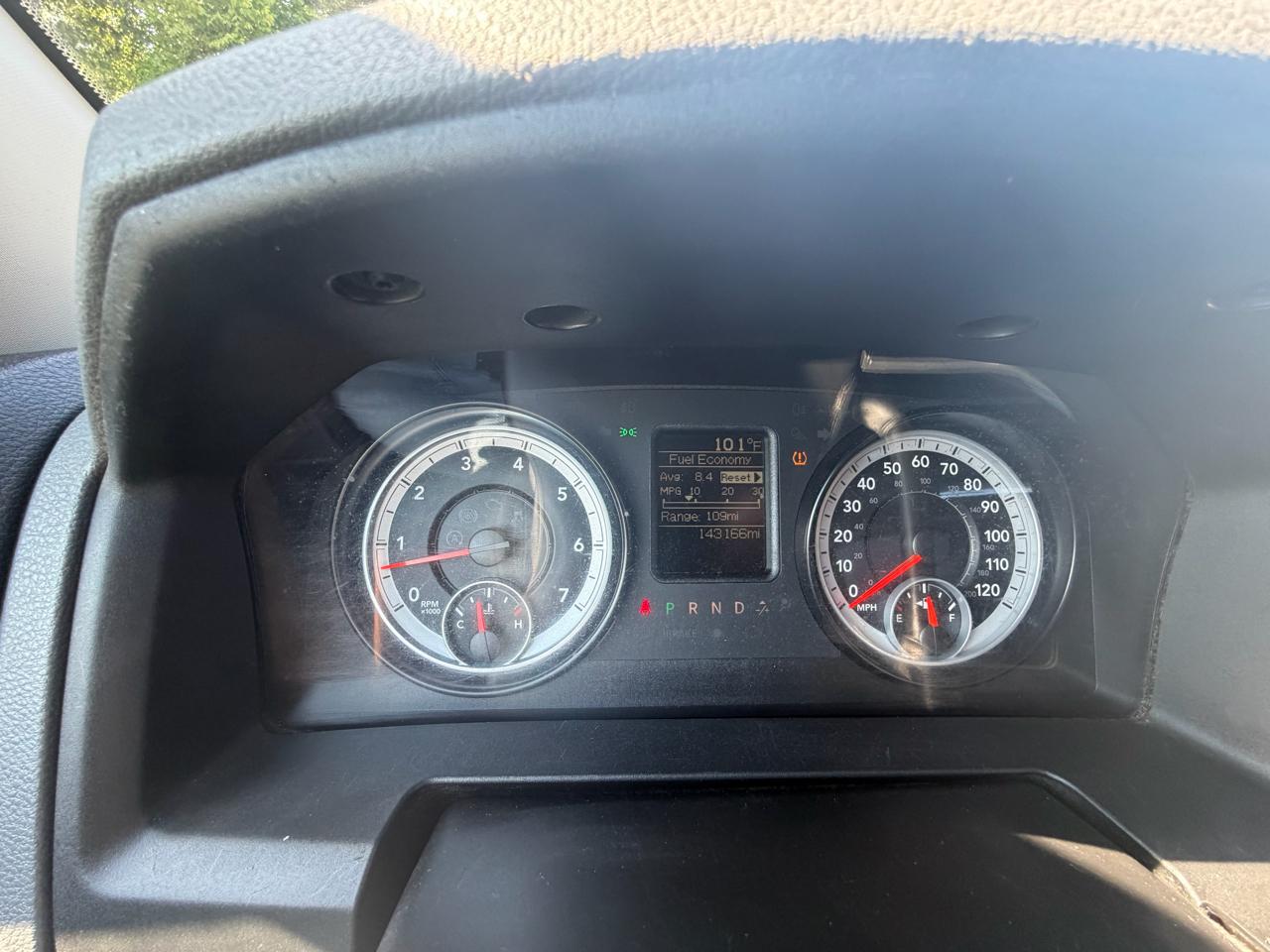 RAM 1500 Tradesman Quad Cab 2WD 2014