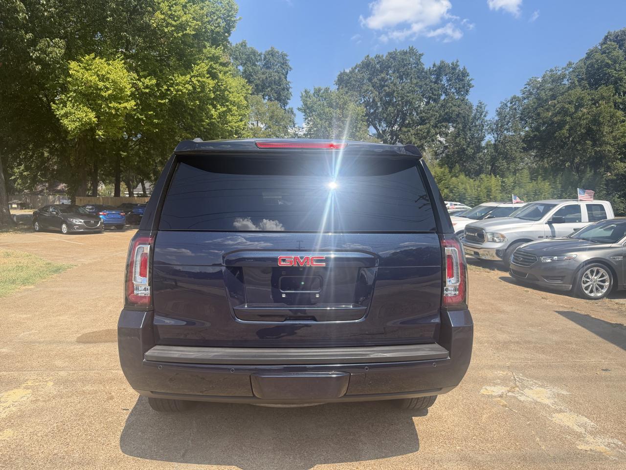 GMC Yukon SLT 2WD 2017