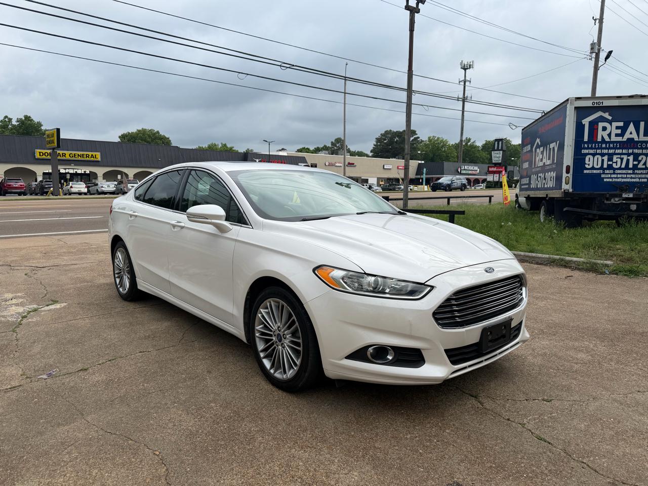Ford Fusion SE 2014
