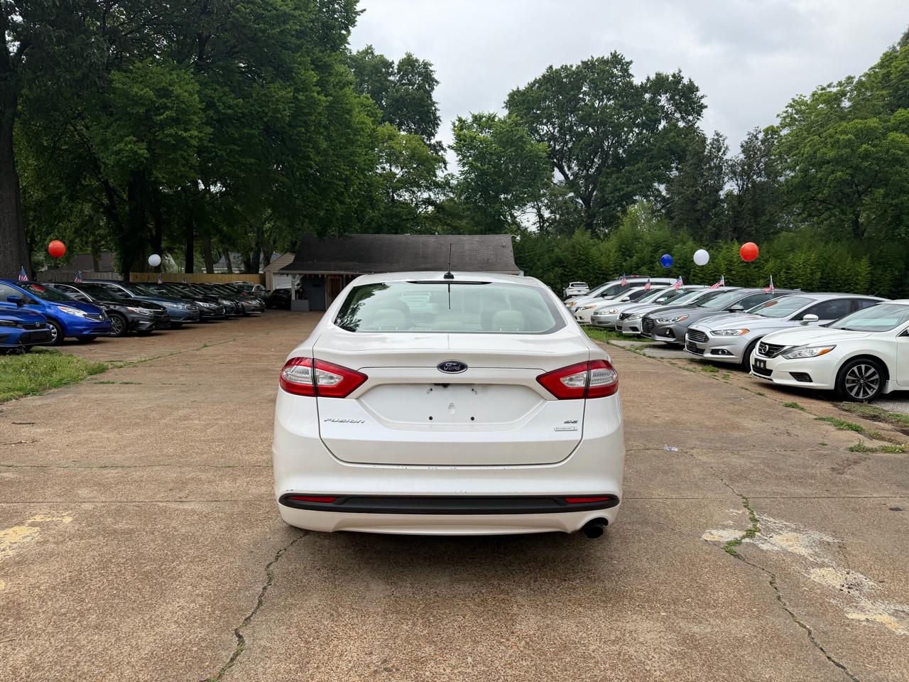 Ford Fusion SE 2014