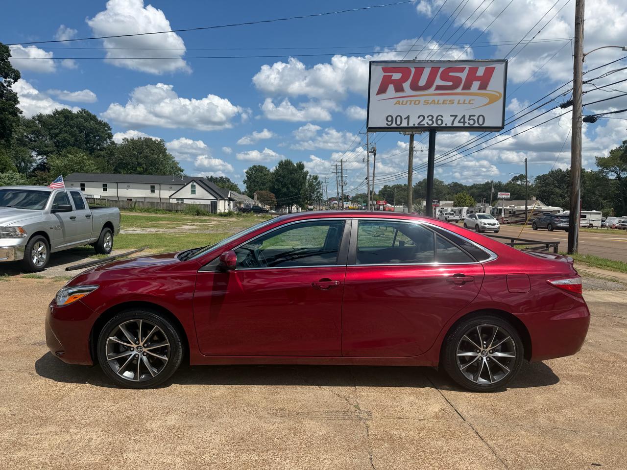 Toyota Camry SE 2015