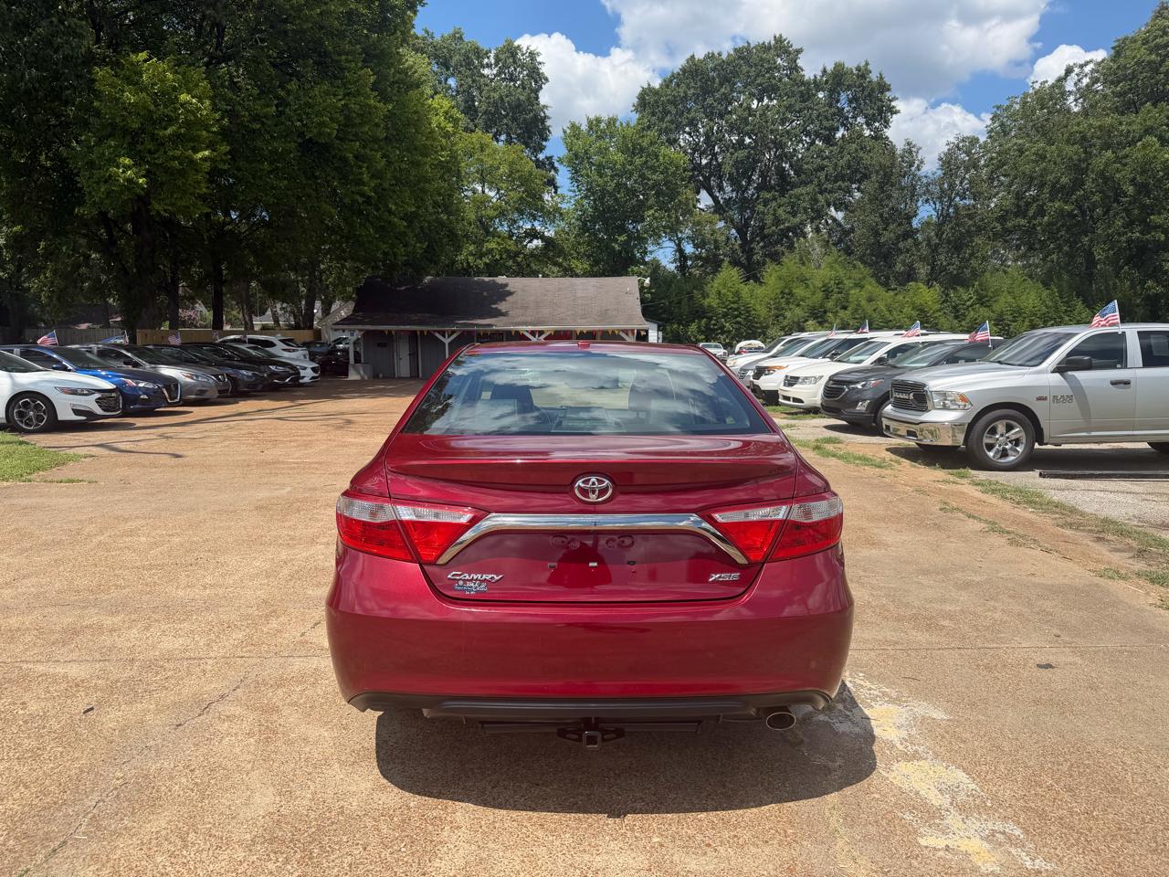 Toyota Camry SE 2015