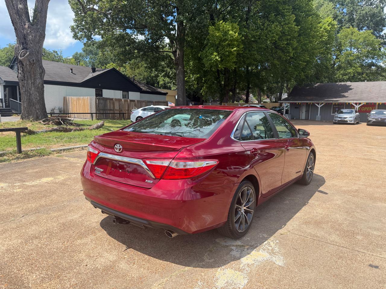 Toyota Camry SE 2015