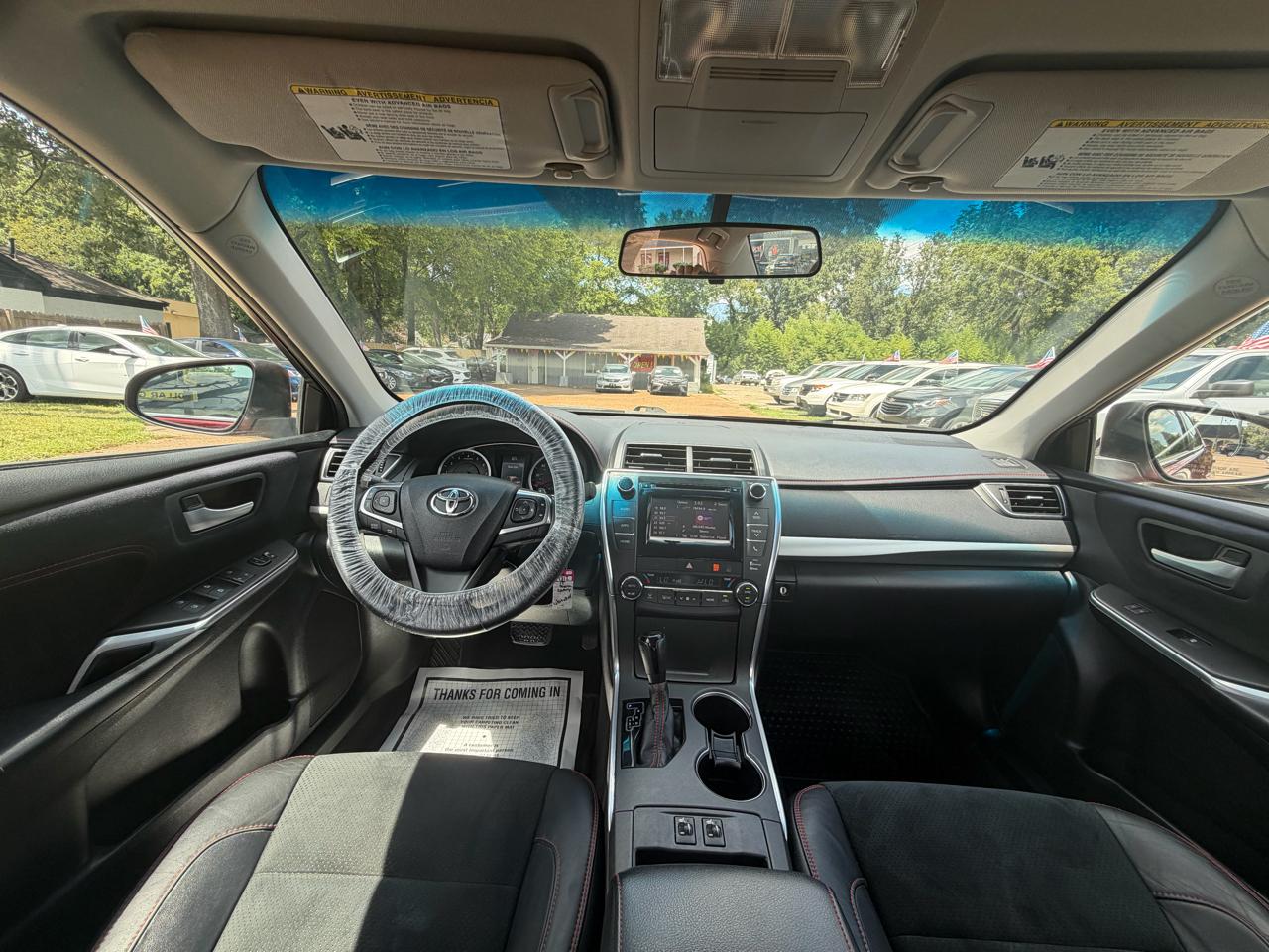 Toyota Camry SE 2015