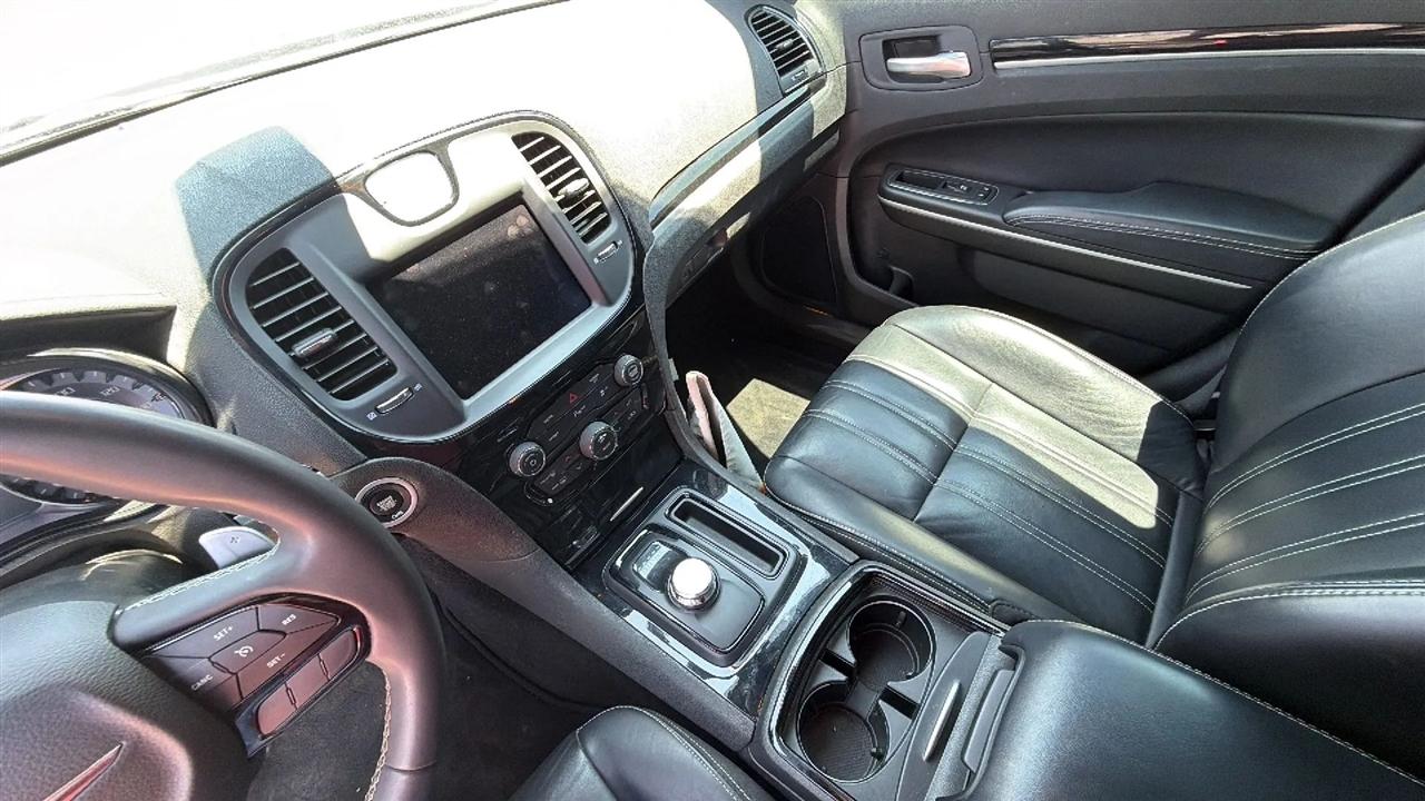 Chrysler 300 S V6 2023