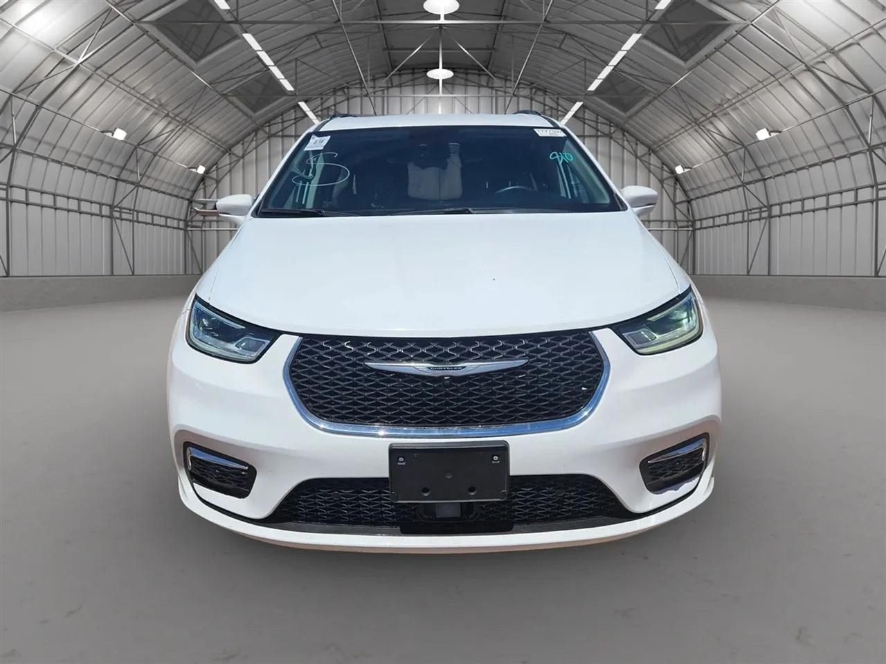 2022 Chrysler Pacifica Touring-L