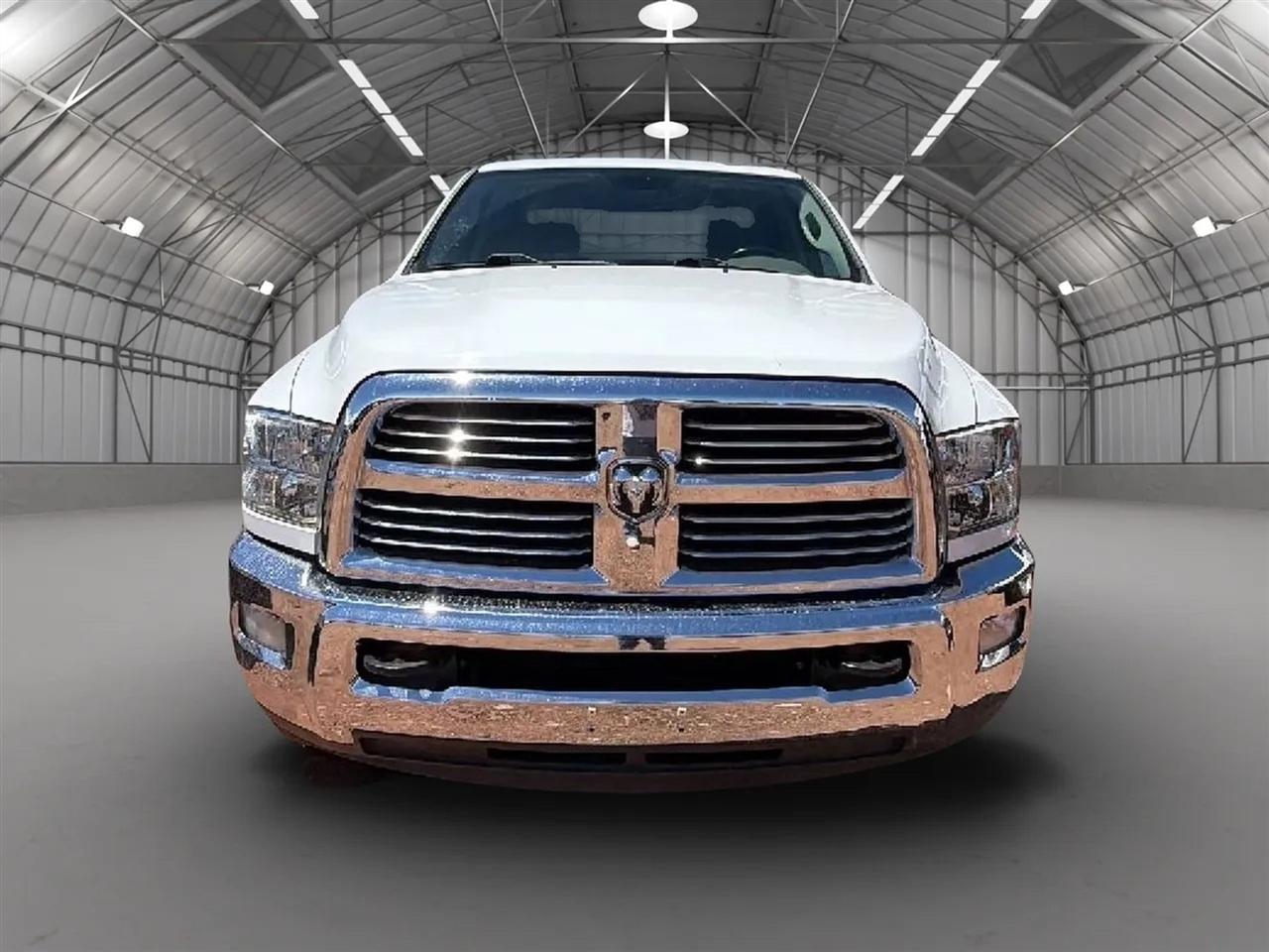 2018 RAM 2500 SLT Crew Cab SWB 2WD