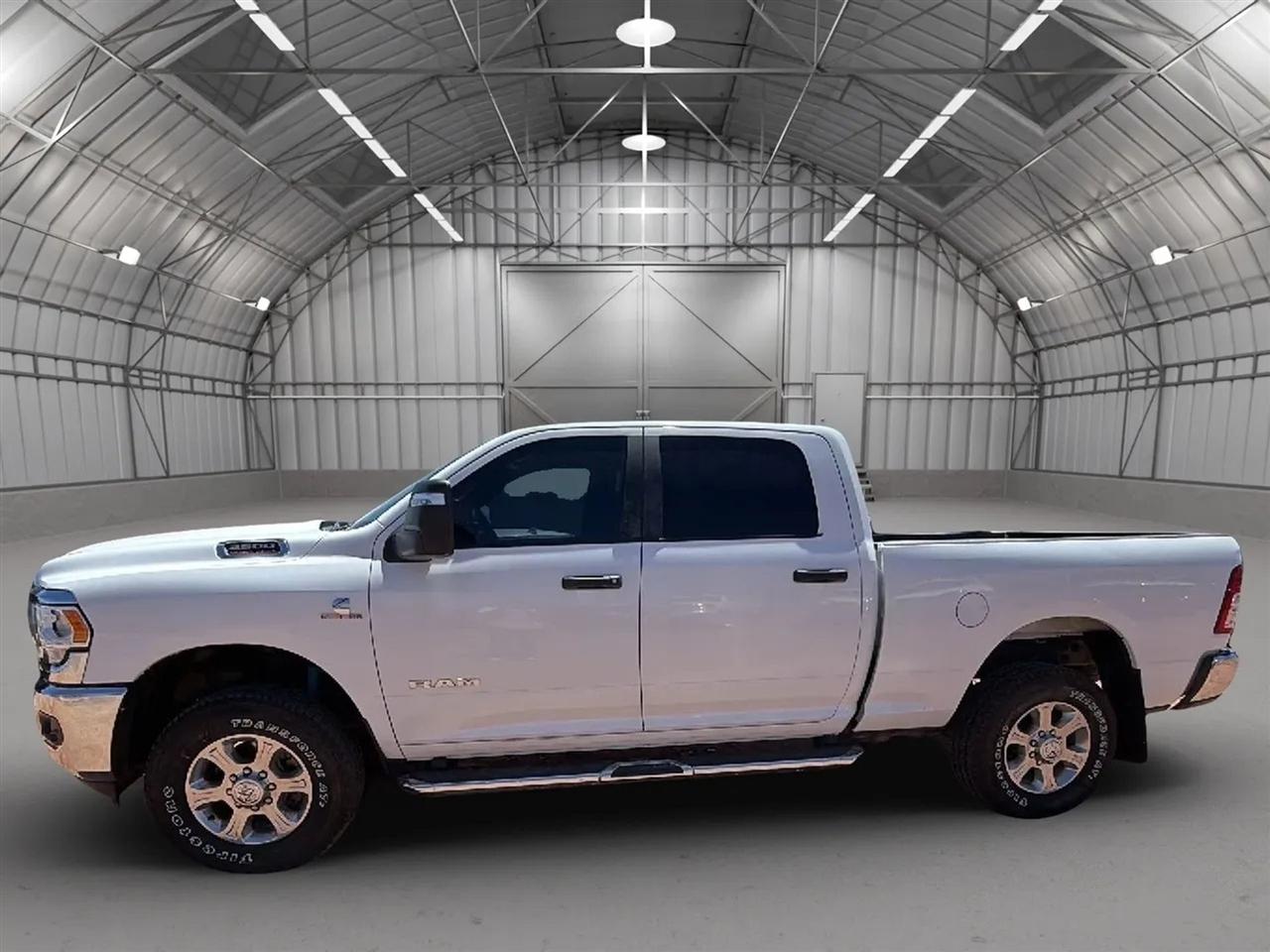 RAM 2500 Tradesman Crew Cab SWB 4WD 2023