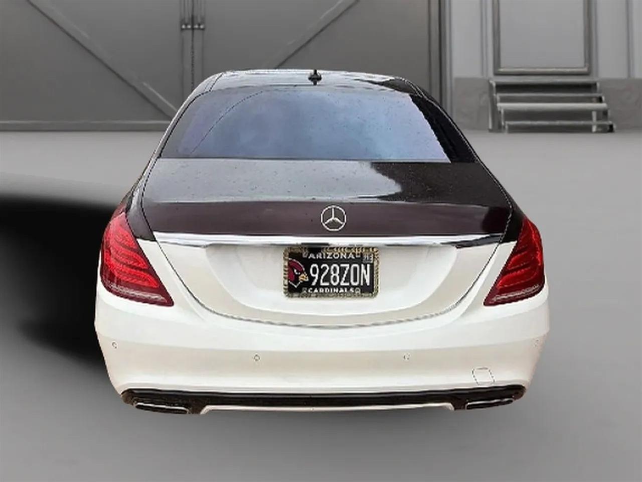 Mercedes-Benz S-Class S550 2015