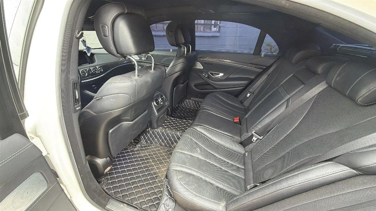 Mercedes-Benz S-Class S550 2015