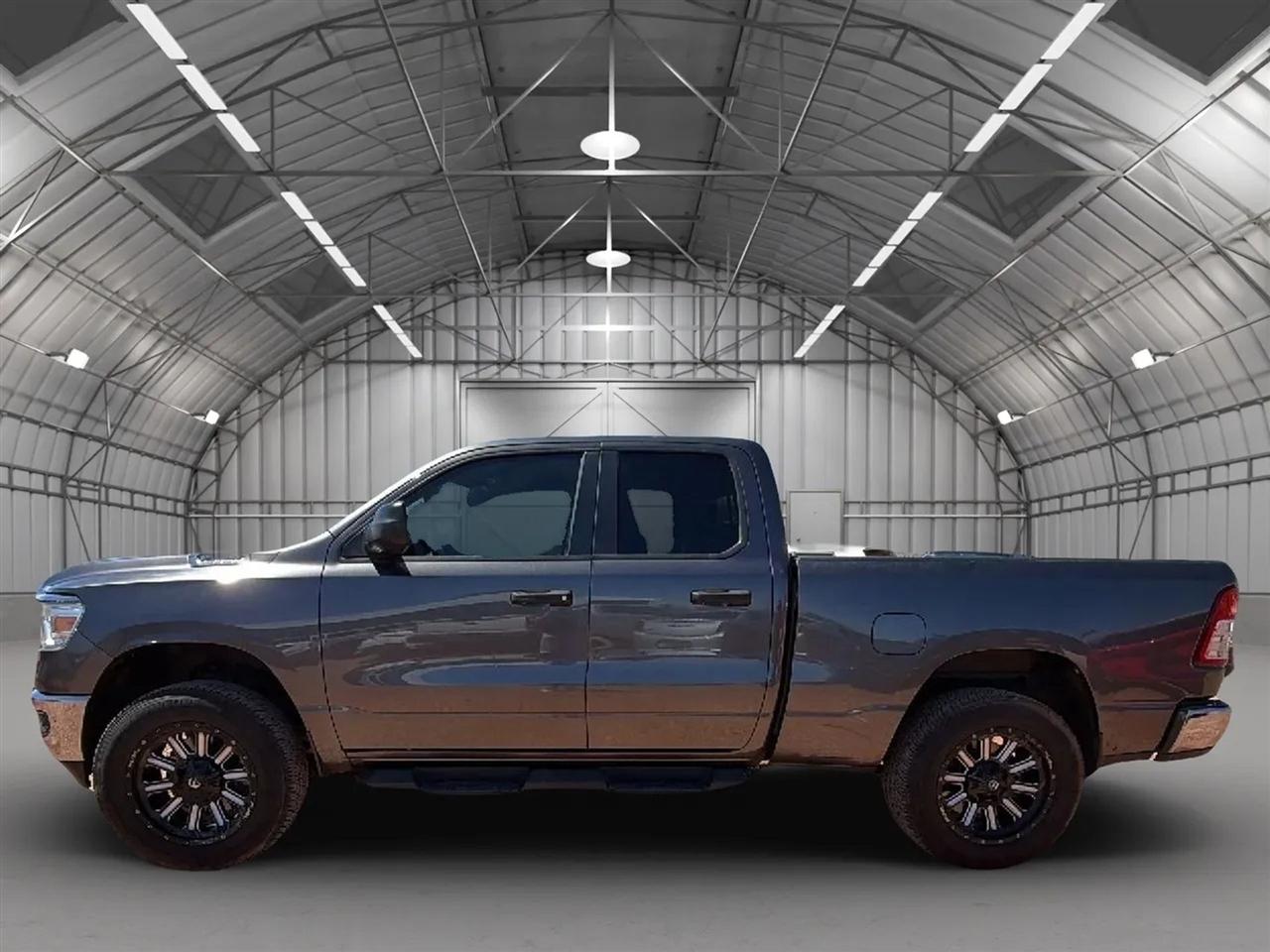 RAM 1500 Tradesman Quad Cab 2WD 2019