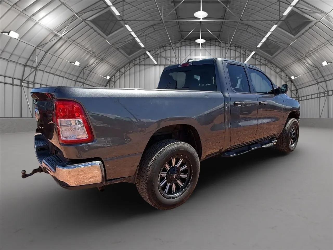 RAM 1500 Tradesman Quad Cab 2WD 2019