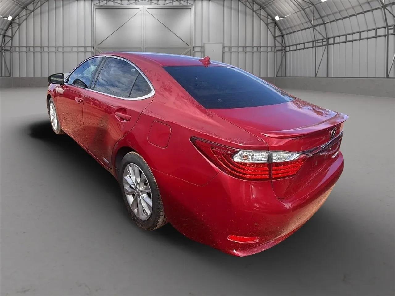 Lexus ES 300h Sedan 2013