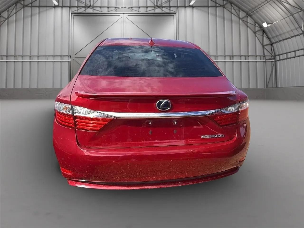 Lexus ES 300h Sedan 2013