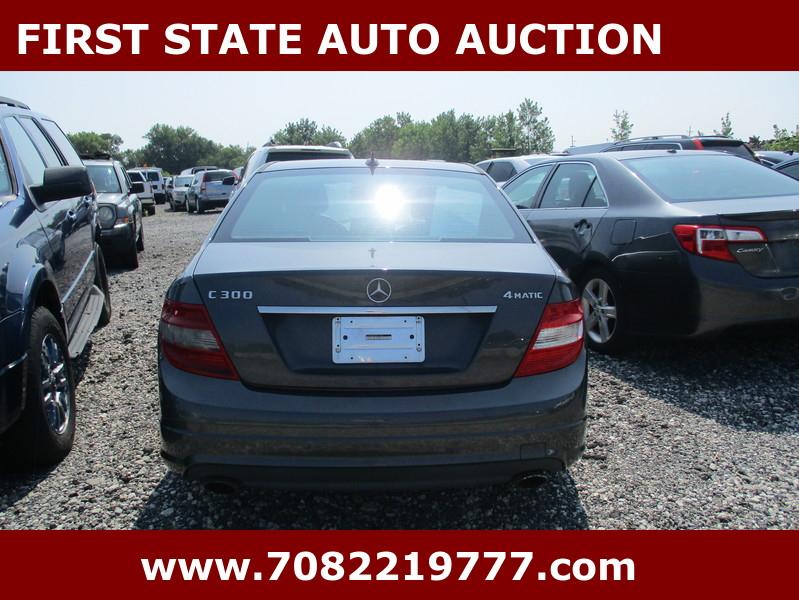 Mercedes-Benz C-Class  2010