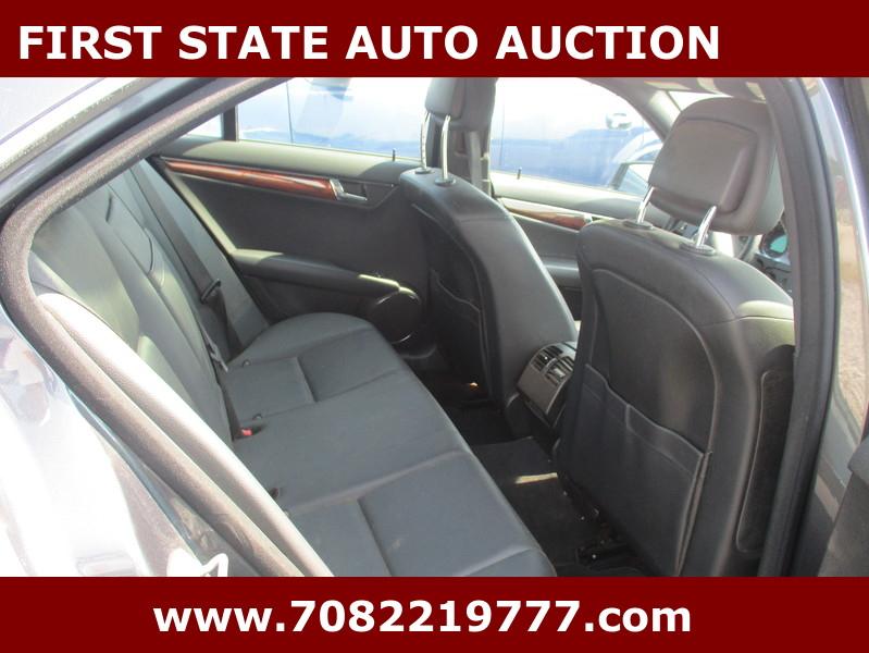 Mercedes-Benz C-Class  2010