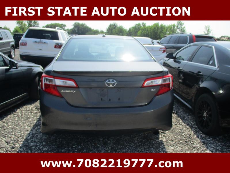 Toyota Camry  2012
