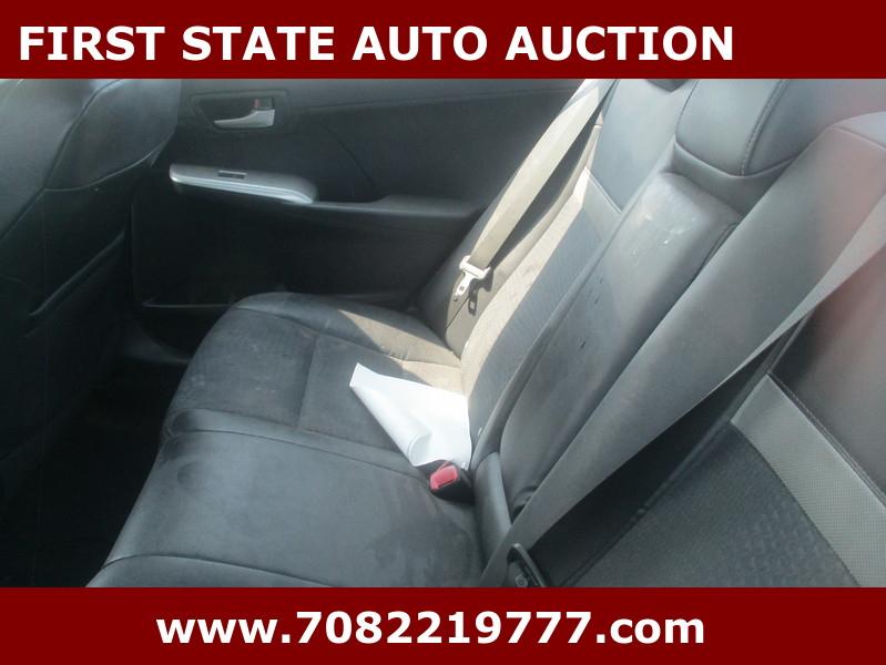 Toyota Camry  2012