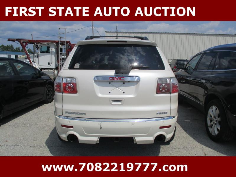GMC Acadia  2012