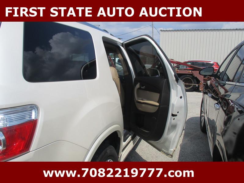 GMC Acadia  2012