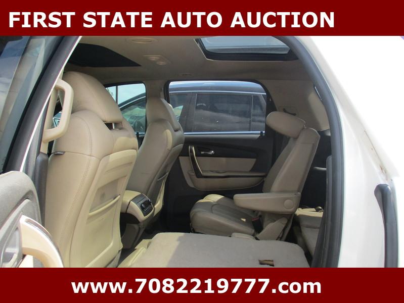 GMC Acadia  2012