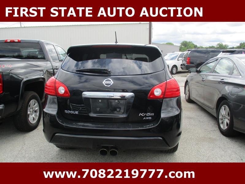 Nissan Rogue  2011