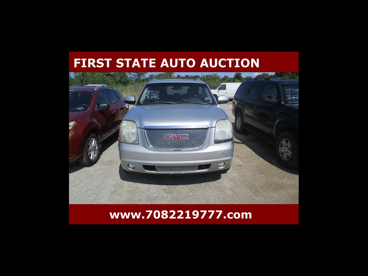 GMC Yukon XL  2010