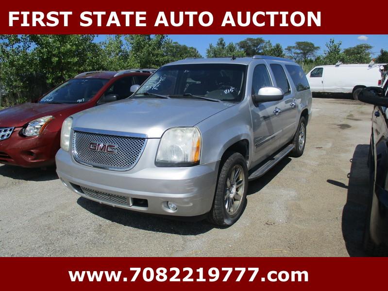 GMC Yukon XL  2010