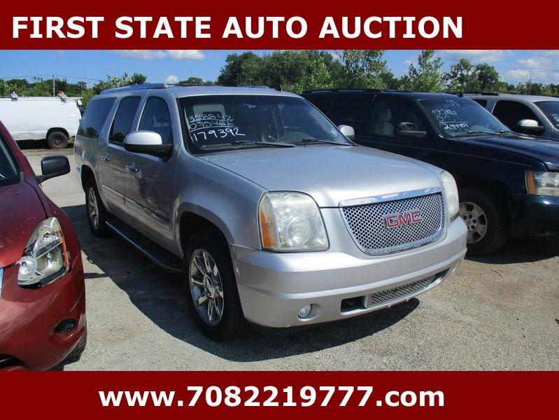 GMC Yukon XL  2010