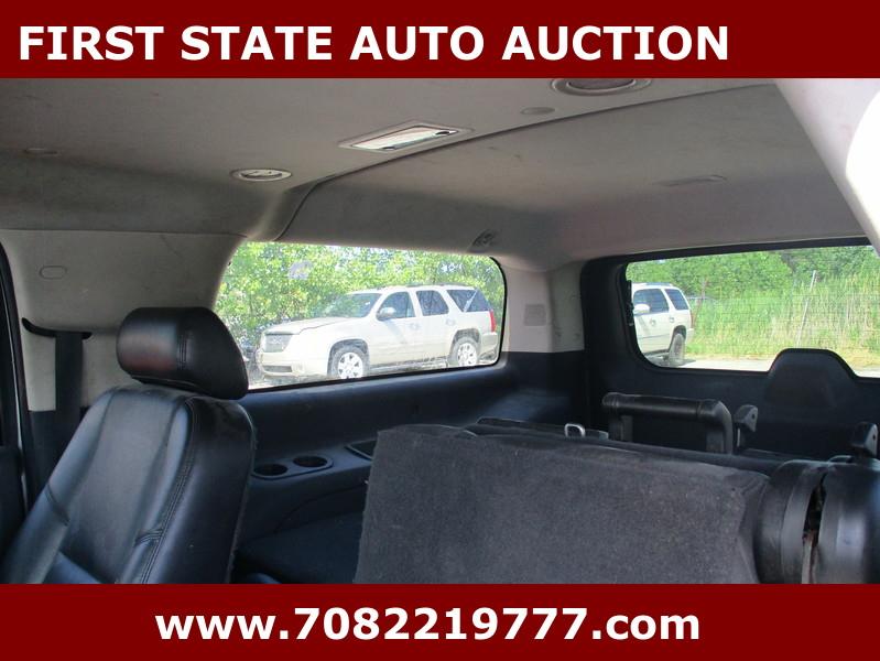 GMC Yukon XL  2010