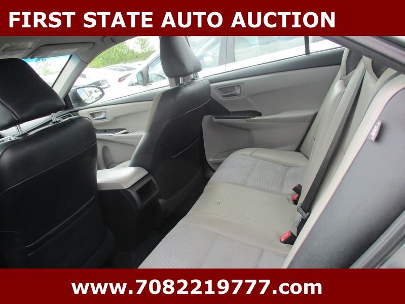 Toyota Camry  2015