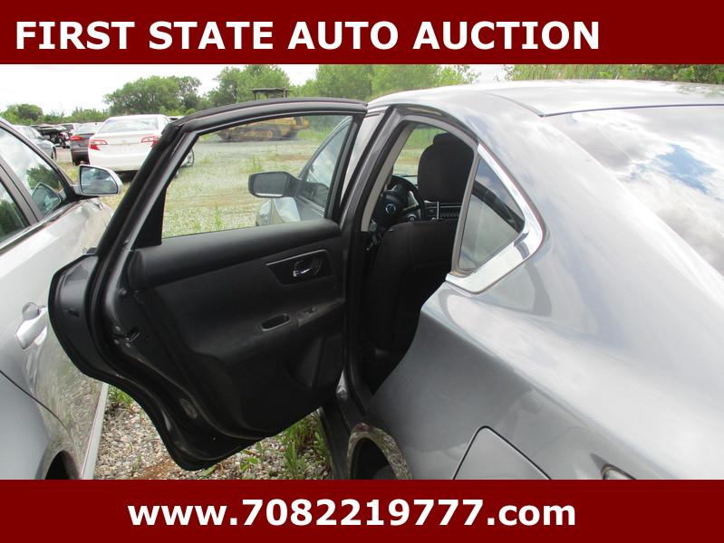 Nissan Altima  2014