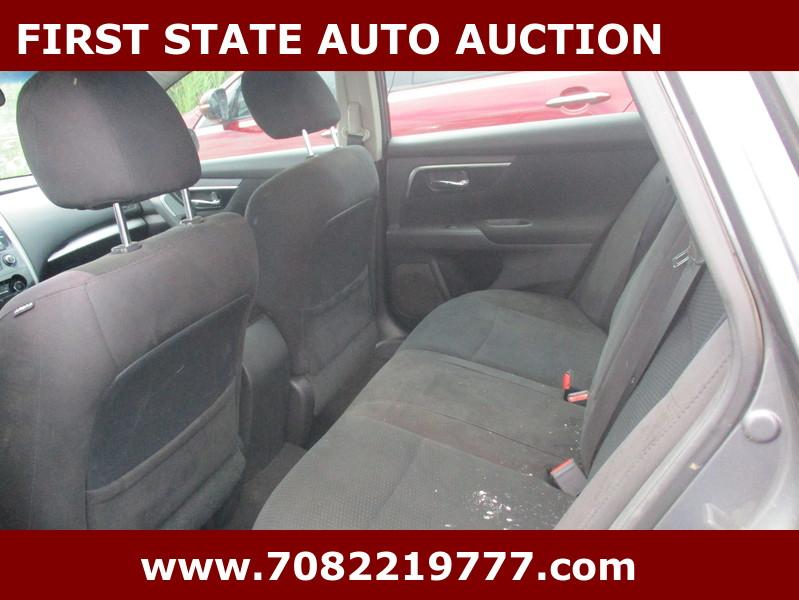 Nissan Altima  2014