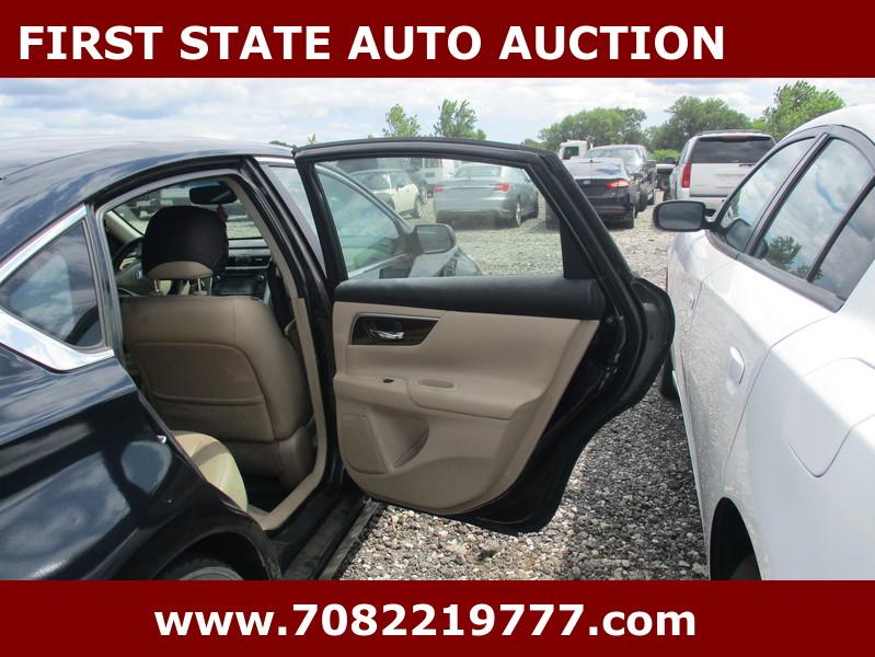 Nissan Altima  2014