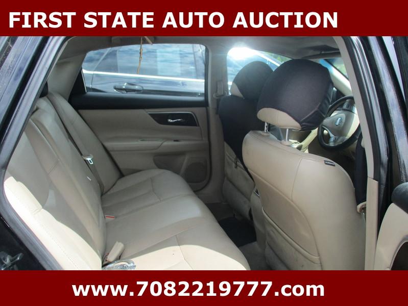Nissan Altima  2014
