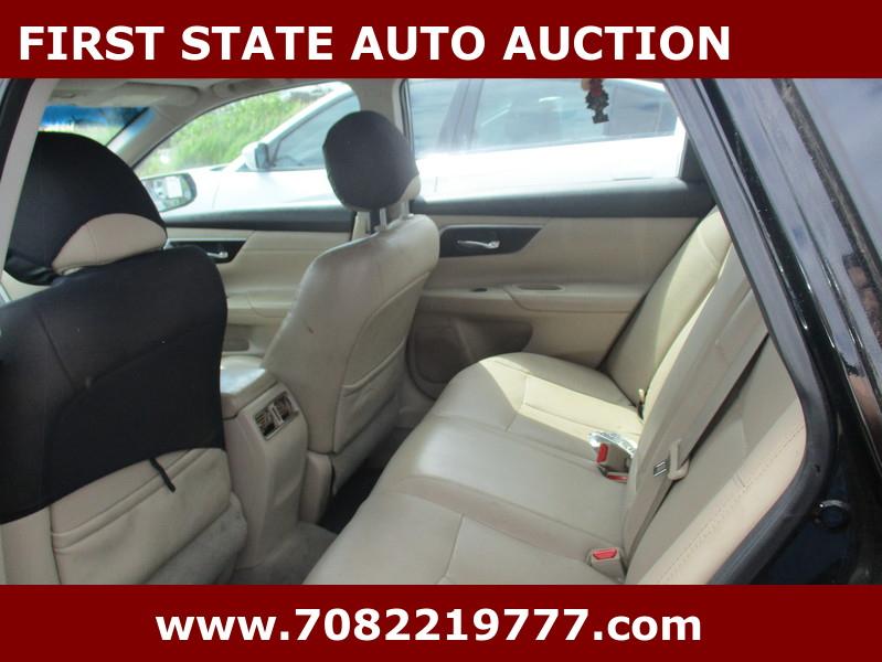 Nissan Altima  2014