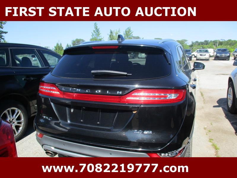 Lincoln MKC  2015