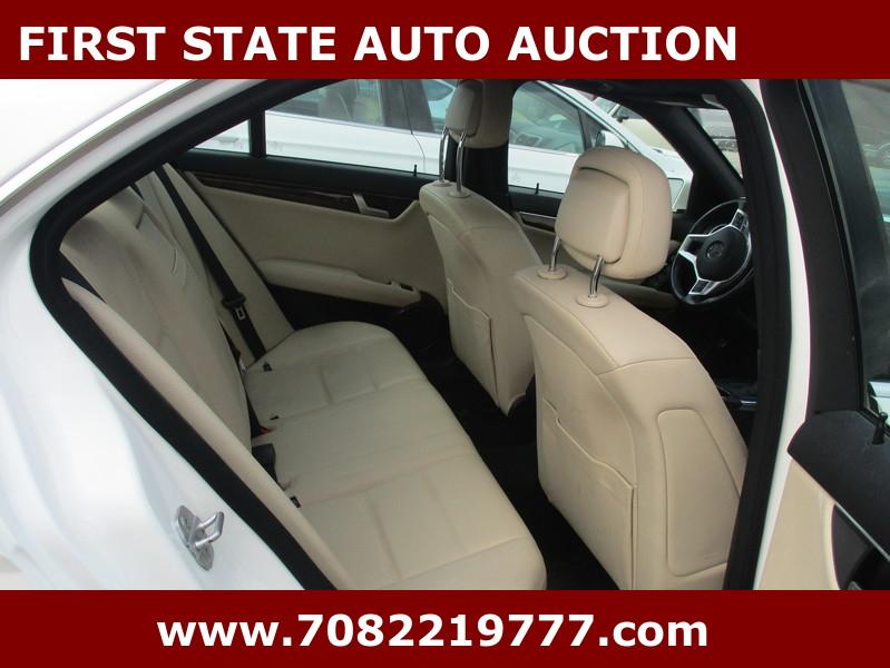 Mercedes-Benz C-Class  2012