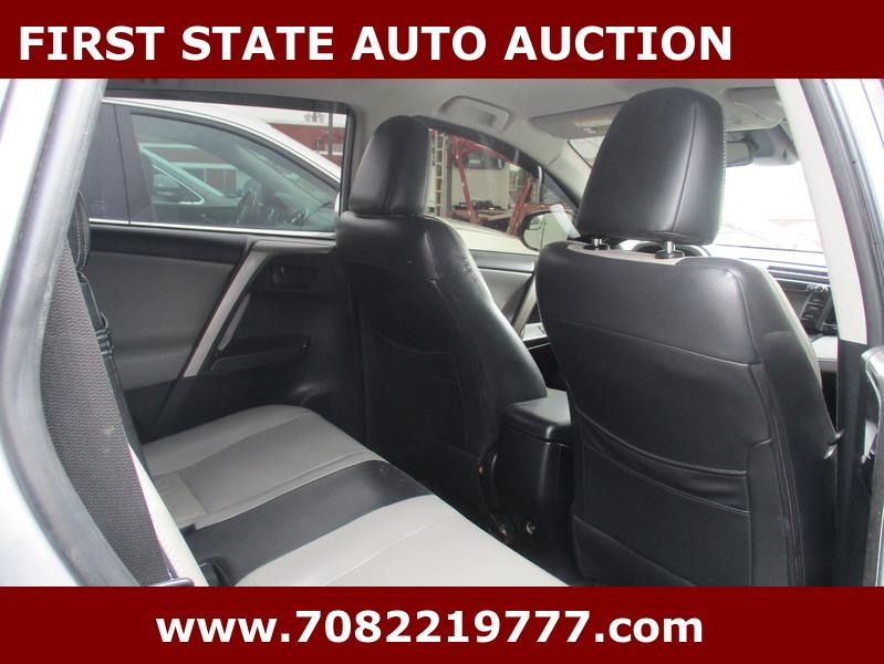 Toyota RAV4  2014
