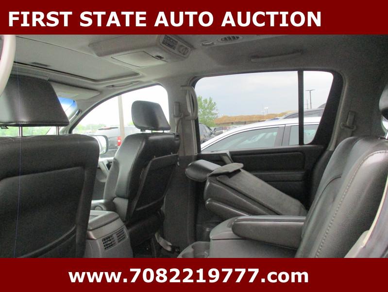 Nissan Armada  2005